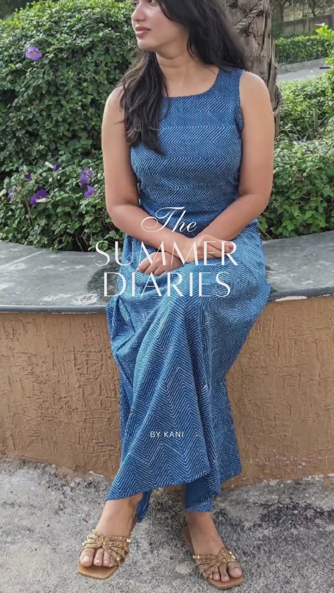 Sleeveless indigo cotton dress with Dabu hand block print and patch pockets – full length – Kani